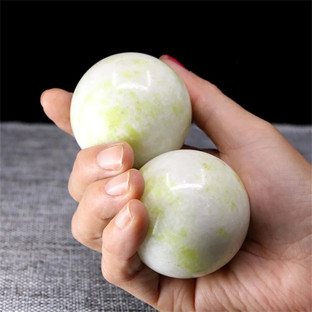 Natural Jade Baoding Balls, 1 Pair